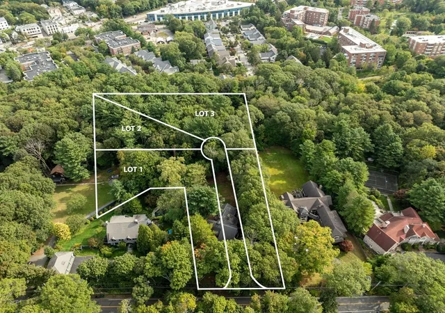 2nd image of 136 Dudley Rd, Newton Center, MA 02459 | MLS# 73544248