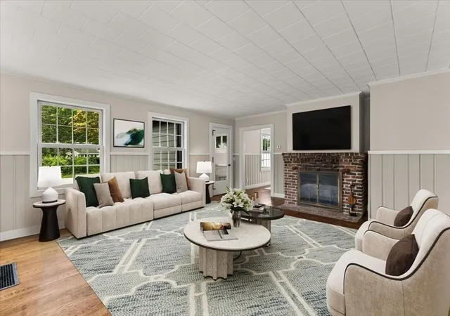 4th image of 618 Wareham St, Middleboro, MA 02346 | MLS# 73565598