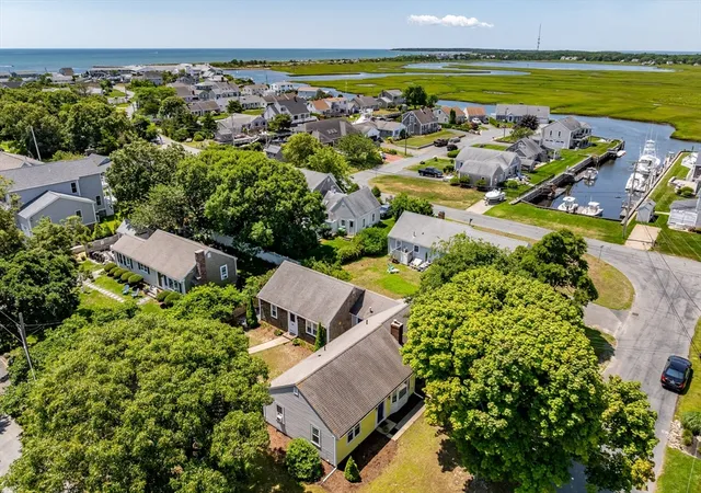 4th image of 11a Gtwy St, South Yarmouth, MA 02664