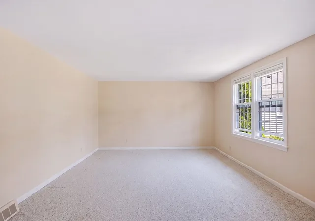 5th image of 11a Gtwy St, South Yarmouth, MA 02664