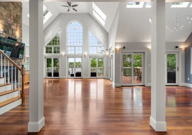 Photo 3 of Single family home for sale at 10 Shore Rd, Plymouth, MA 02360 | MLS# 73540436 | Listing updated on 2026-09-15