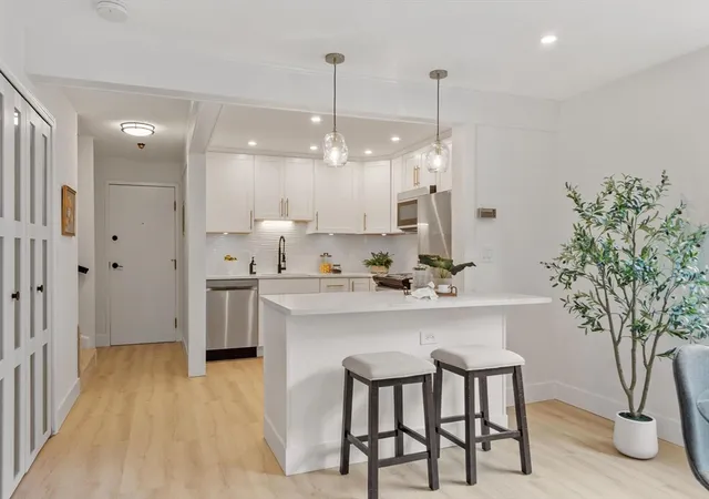 4th image of 286 Fenno St #5, Revere, MA 02151 | MLS# 73529727