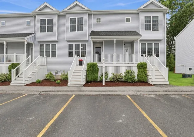 Homes for sale in Whitman, MA | 1 Paradise Ln #C3, Whitman, MA 02382 | MLS# 73541187