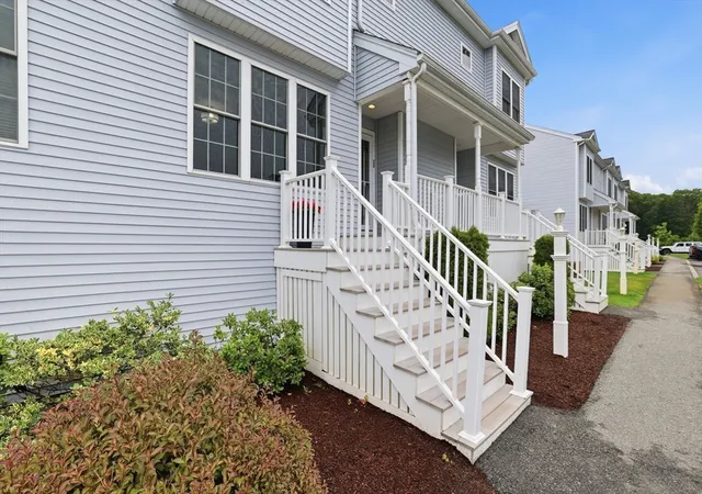 Homes for sale in Whitman, MA | 1 Paradise Ln #C3, Whitman, MA 02382 | MLS# 73541187