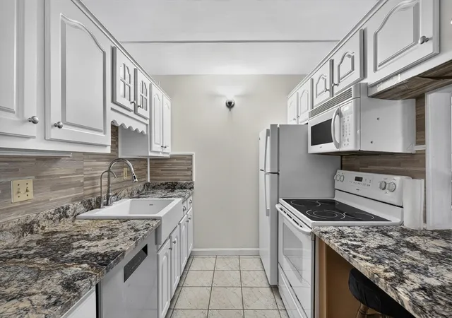 1st image of 159 Main St #49A, Stoneham, MA 02180 | MLS# 73548366