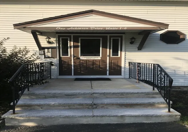 3rd image of 1 Atkinson Dr #5, Saugus, MA 01906 | MLS# 73550951