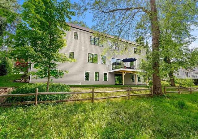 41st image of 22 Wyman Rd, Lexington, MA 02420 | MLS# 73526733