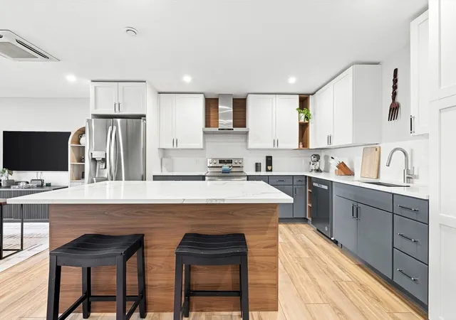 3rd image of 66 Laurel Lane #66, Lunenburg, MA 01462 | MLS# 73565871