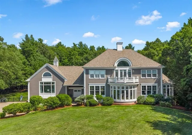 1st image of 26 Fox Hill Cir, Marshfield, MA 02050 | MLS# 73563069