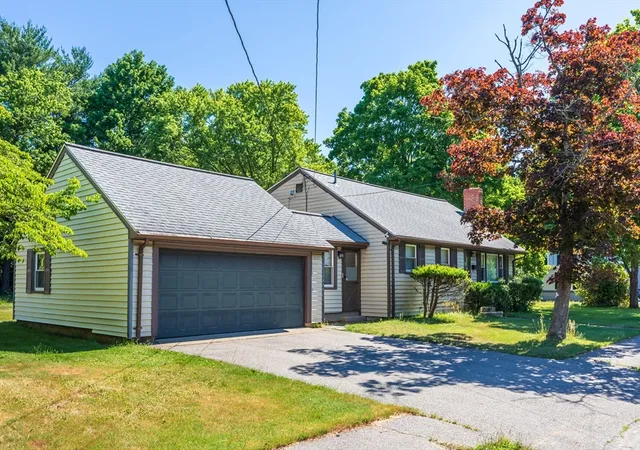 Homes for sale in Braintree, MA | 65 Margaret Dr, Braintree, MA 02184 | MLS# 73540577