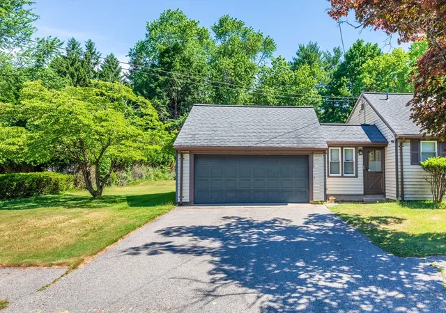 Homes for sale in Braintree, MA | 65 Margaret Dr, Braintree, MA 02184 | MLS# 73540577