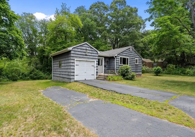 Homes for sale in Whitman, MA | 173 Alden Street, Whitman, MA 02382 | MLS# 73541173