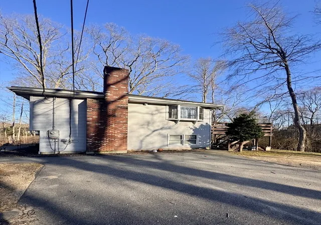 Photo 3 of Single family home for sale at 21 Park Dr, Attleboro, MA 02703 | MLS# 73500231 | Listing updated on 2026-09-04