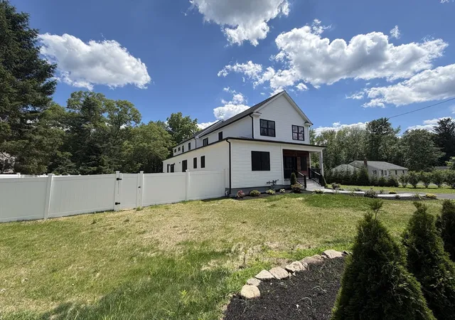 Homes for sale in Holliston, MA | 1172 Washington St, Holliston, MA 01746 | MLS# 73537793