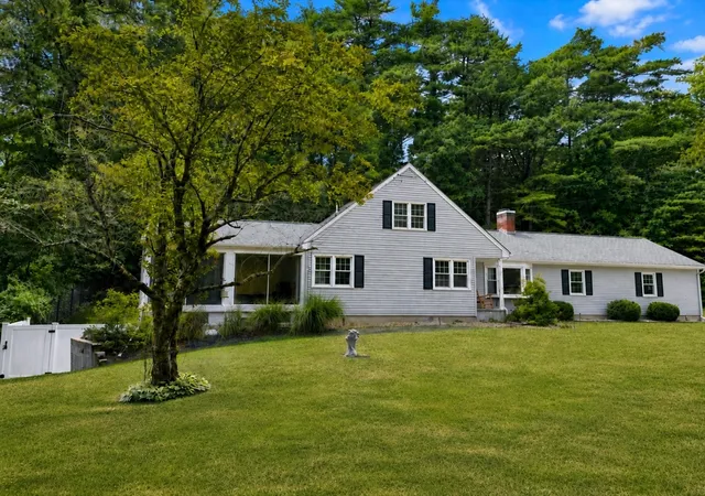 1st image of 167 Gates Pond Rd, Berlin, MA 01503 | MLS# 73526643