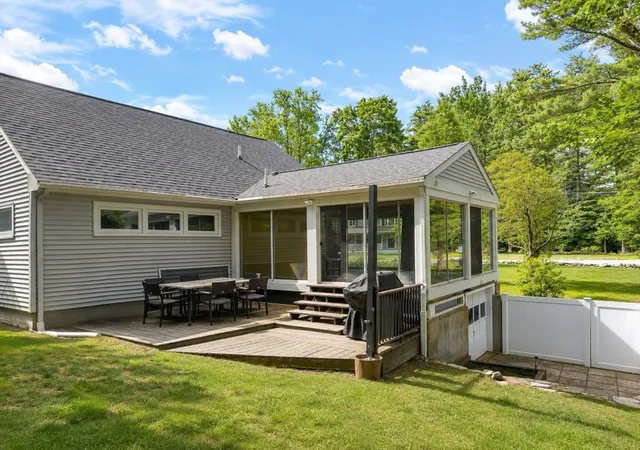 32nd image of 167 Gates Pond Rd, Berlin, MA 01503 | MLS# 73526643