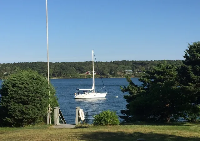 5th image of 94 Weaver Lane, Tisbury, MA 02568 | MLS# 73494430