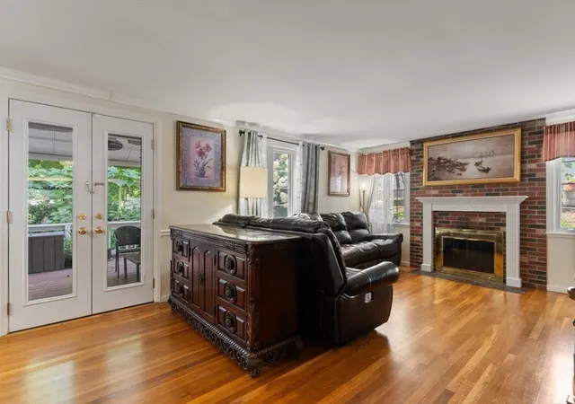 Photo 4 of Single family home for sale at 560 Worcester St, Wellesley, MA 02481 | MLS# 73566903 | Listing updated on 2026-09-28