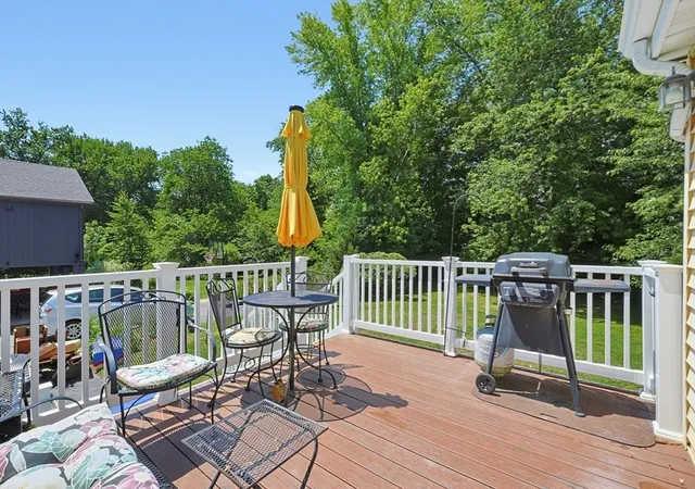 34th image of 11 Bright St, Waltham, MA 02453 | MLS# 73547519