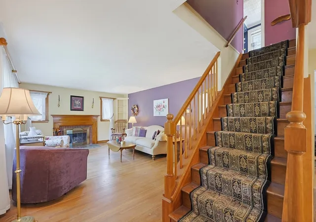 3rd image of 11 Bright St, Waltham, MA 02453 | MLS# 73547519