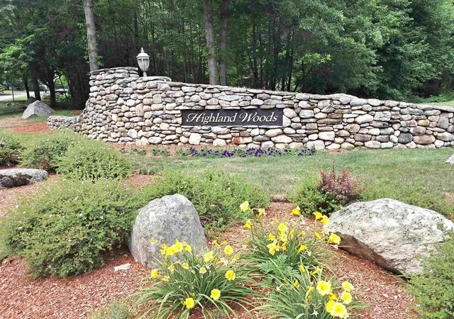 42nd image of 4 Sterling Way #4, Hudson, NH 03051 | MLS# 73543943