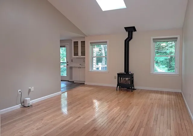 5th image of 4 Sterling Way #4, Hudson, NH 03051 | MLS# 73543943
