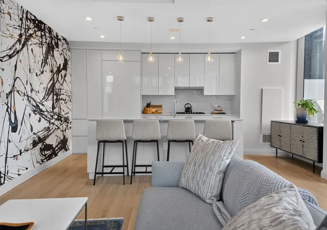 Photo 3 of Condo for sale at 135 Seaport Blvd #2007, Boston, MA 02210 | MLS# 73561975 | Listing updated on 2026-08-15