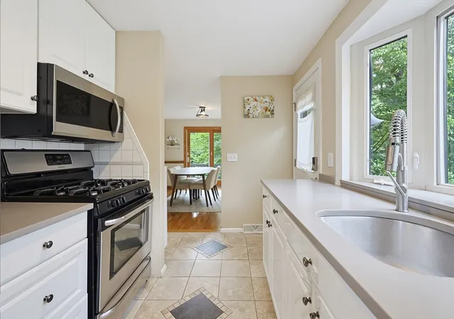Homes for sale in Ashland, MA | 33 Brimstone Way, Ashland, MA 01721 | MLS# 73546098