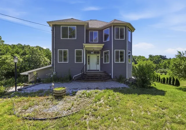 Homes for sale in Westfield, MA | 17 Russellville Rd, Westfield, MA 01085 | MLS# 73541940
