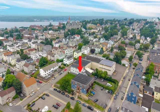 16th image of 464 Bank #9, Fall River, MA 02720 | MLS# 73557181