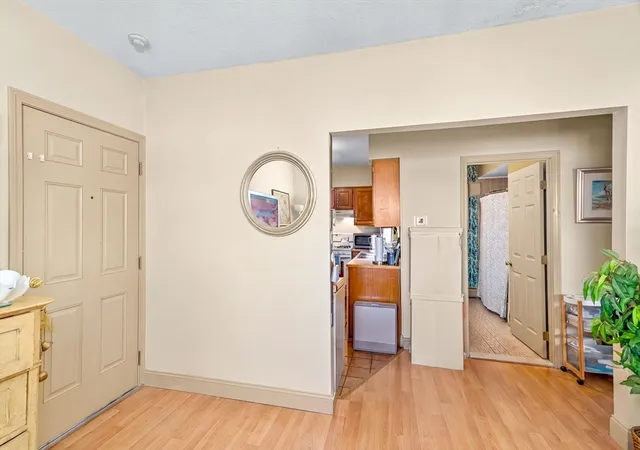 5th image of 464 Bank #9, Fall River, MA 02720 | MLS# 73557181