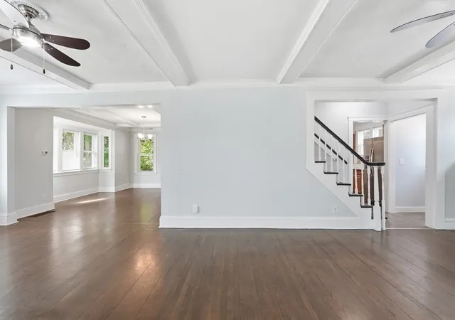 2nd image of 14 Saint Elmo Rd, Worcester, MA 01602 | MLS# 73565532