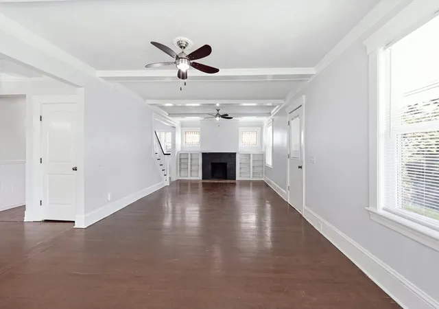 3rd image of 14 Saint Elmo Rd, Worcester, MA 01602 | MLS# 73565532