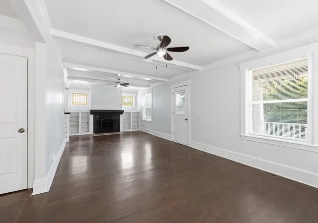 5th image of 14 Saint Elmo Rd, Worcester, MA 01602 | MLS# 73565532