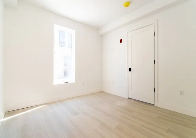 4th image of 150 Williams #7, Chelsea, MA 02150 | MLS# 73561766