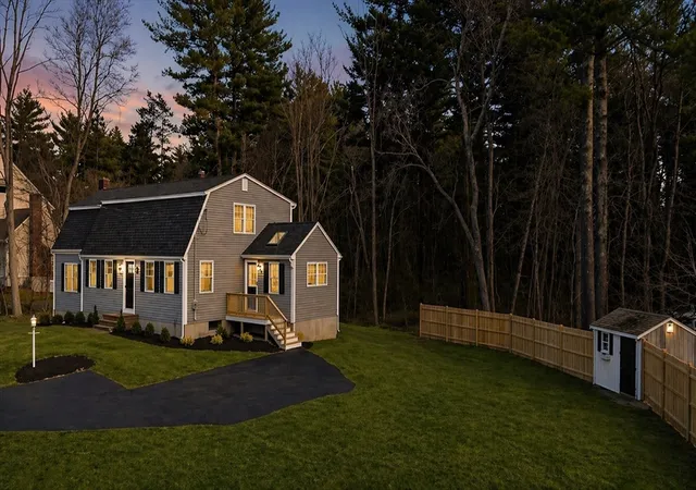 3rd image of 53 Bridge St, Raynham, MA 02767 | MLS# 73507700