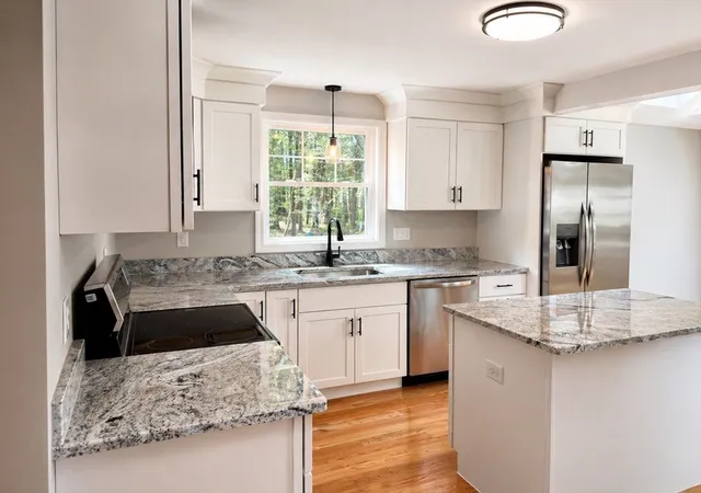 4th image of 53 Bridge St, Raynham, MA 02767 | MLS# 73507700