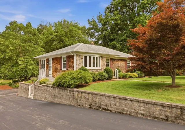 1st image of 145 Stoney Hill Rd, Swansea, MA 02777 | MLS# 73566261