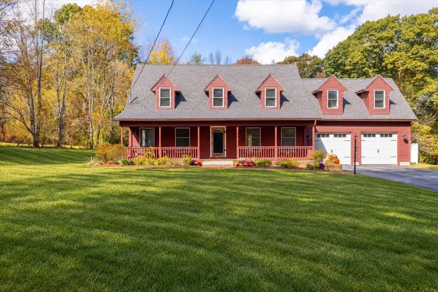 Single family home for sale at 164 Baldwin St, Leicester, MA 01524 | MLS# 73593161
