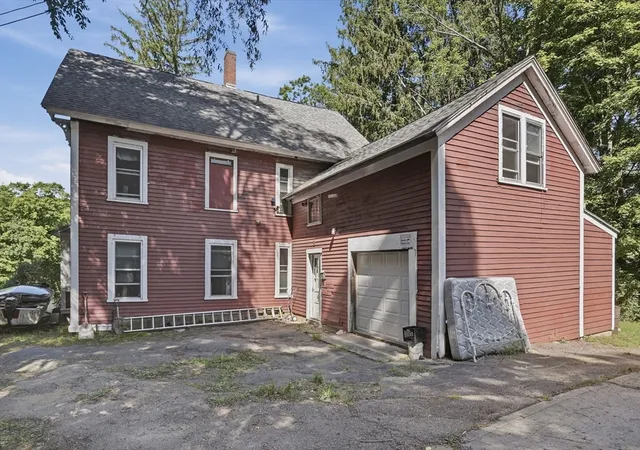 Photo 3 of House for sale at 17 Summit Rd, Gilbertville, MA 01031 | MLS# 73565791 | Listing updated on 2026-09-17