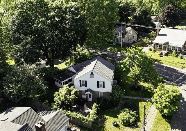 4th image of 1 Lexington St, South Hadley, MA 01075 | MLS# 73535850