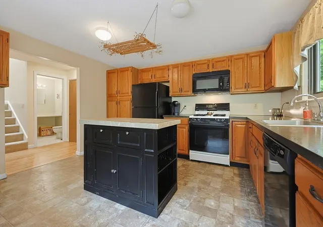 Photo 3 of Sale Pending at 25 Country Clb Ln #D, Milford, MA 01757 | MLS# 73562357 | Listing updated on 2026-09-01