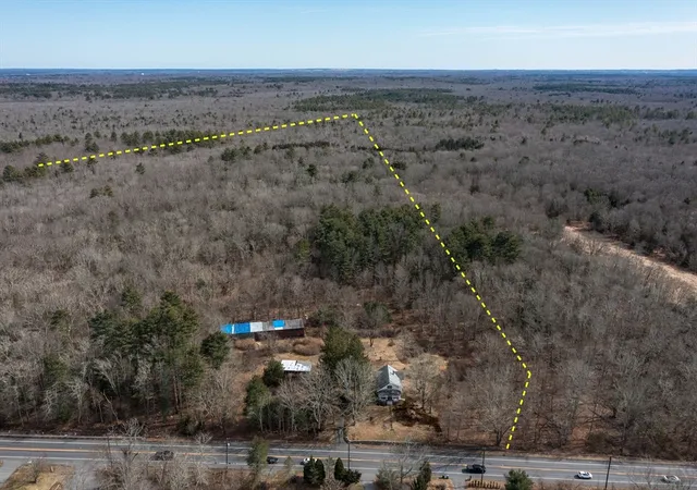 Photo 4 of Sale Pending at 133 Winthrop St, Rehoboth, MA 02769 | MLS# 73345899 | Listing updated on 2026-08-04