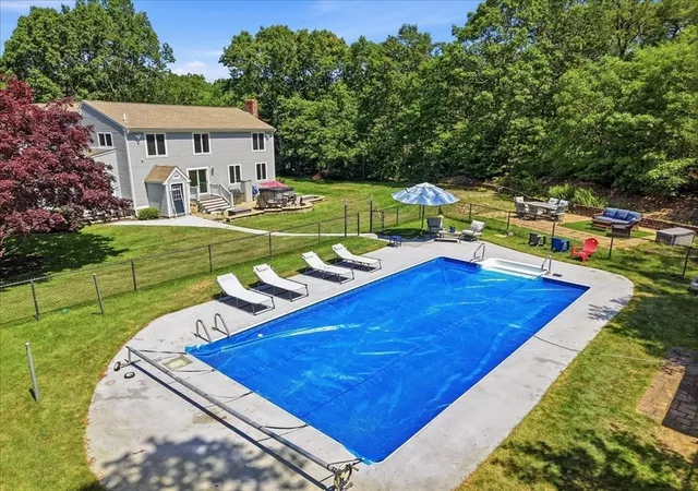 Photo 3 of Sale Pending at 60 Ellisville Green, Plymouth, MA 02360 | MLS# 73549628 | Listing updated on 2026-09-15