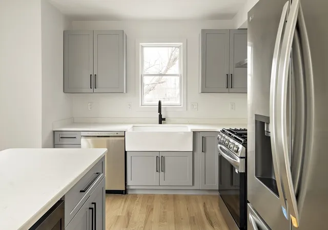 Listing Photo 4 - Condo for sale in 25 Hillsboro Street located at 25 Hillsboro St, Boston, MA 02125 - Unit #1