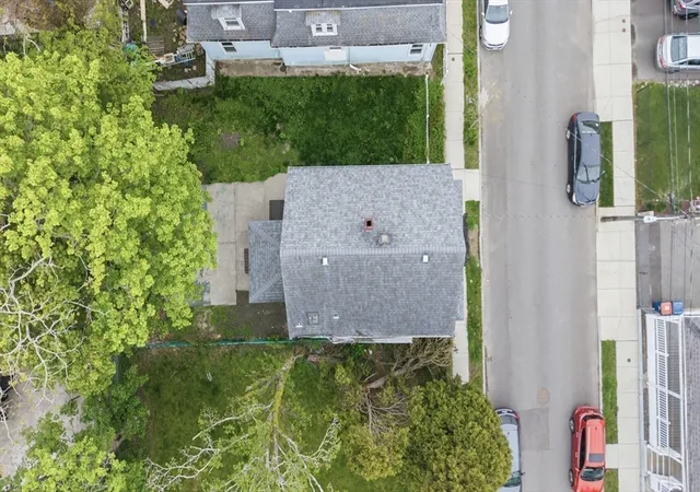 Homes for sale in New Bedford, MA | 128 Cedar St, New Bedford, MA 02740 | MLS# 73518415