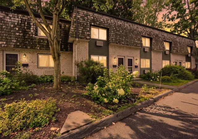 1st image of 73 Bridge St #6, Northampton, MA 01039 | MLS# 73567245