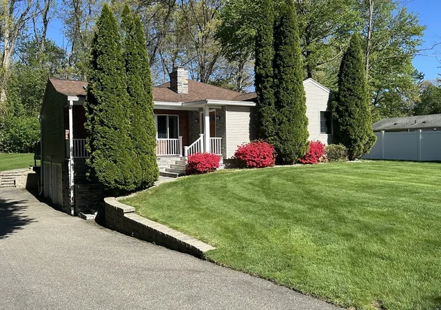 1st image of 17 Pioneer Dr, Longmeadow, MA 01106 | MLS# 73529358