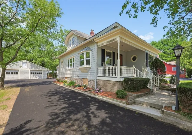 Photo 2 of Single family home for sale at 640 Pulaski Blvd, Bellingham, MA 02019 | MLS# 73553903 | Listing updated on 2026-09-18