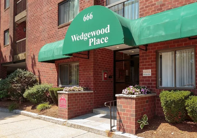 Photo 1 of Sale Pending at 666 Main St #207, Winchester, MA 01890 | MLS# 73559598 | Listing updated on 2026-09-05